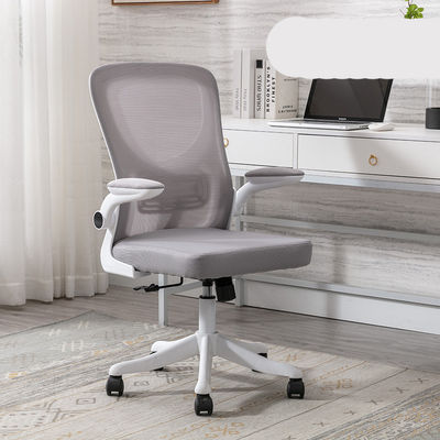 Cama de oficina moderna con elevación y color verde claro