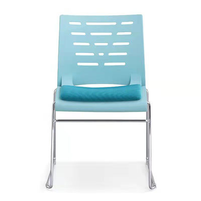 Tipo metálico Otras sillas de conferencias ergonómicas de plástico de PP con diseño curvo cómodo