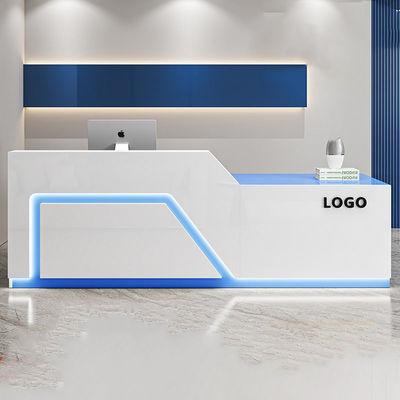 Salón Recepción Escritorio Mall Tienda Display Contador Pedestal Para OEM ODM Escenarios de uso