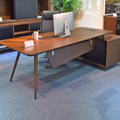Muebles de oficina de diseño contemporáneo Estación de trabajo en forma de L para gerentes modernos