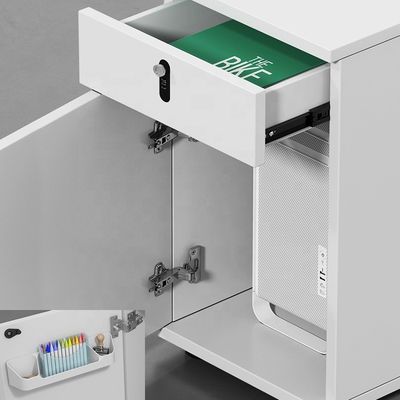 Muebles de oficina Escritorio de ordenador simple blanco para 6 personas en locales comerciales