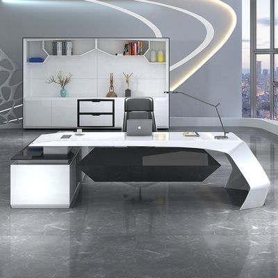 Escritorio grande de laca personalizable perfecto para gerentes y supervisores en la oficina