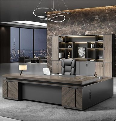 Escritorio ejecutivo Escritorio y silla combinación Muebles de lujo para profesionales independientes