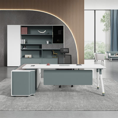 Escritorio ejecutivo moderno en forma de L Mesa de oficina de madera para el director ejecutivo en colores personalizados