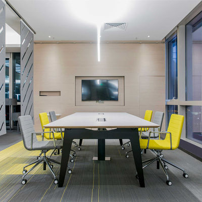 Embalaje de correos Muebles de oficina modernos para ejecutivos Mesa de conferencias en grupo de formación