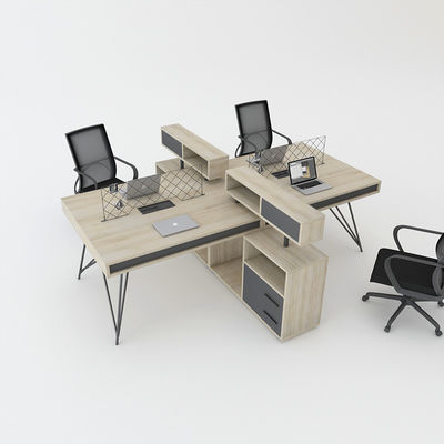 Muebles de oficina simples y modernos Combinación de mesa y silla para estaciones de trabajo abiertas del personal
