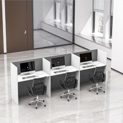 Muebles de oficina de espacio privado moderno Estación de trabajo con escritorio y sillas extensibles
