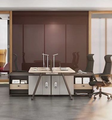 Muebles de oficina Finanzas Combinación de escritorio y silla Estación de trabajo personalizable para el personal