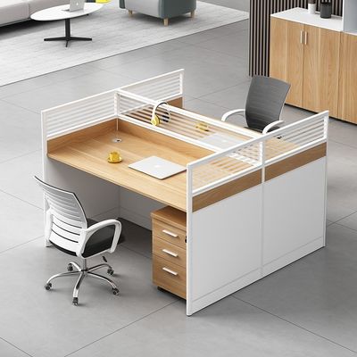 Cuatro bits artificiales combinación de escritorio y silla para negocios multifuncionales