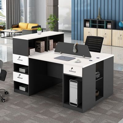 Combinación de escritorio y silla de personal certificada ISO9001/ISO14001 para necesidades personalizables