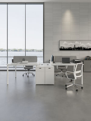 Muebles de escritorio móviles extensibles Cubicos de partición de computadoras Estación de trabajo