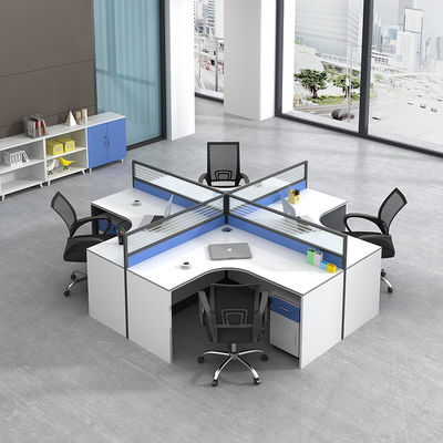 Estación de trabajo de oficina simple Combinación de silla de escritorio y partición para la productividad