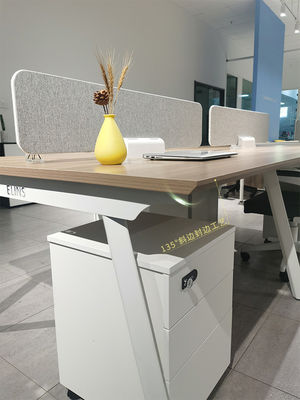 Muebles de oficina modernos Panel de MDF Mesa y sillas de oficina para el escritorio del personal