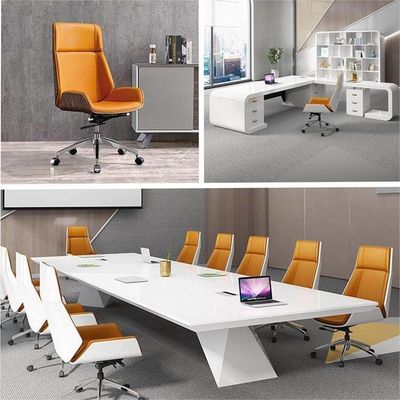 Silla de oficina con funcionamiento giratorio