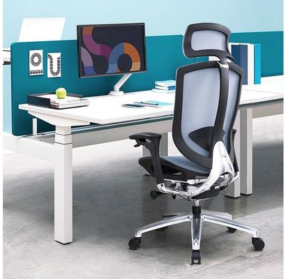 Silla de oficina ergonómica de espalda de malla con marco de aluminio y asiento cómodo
